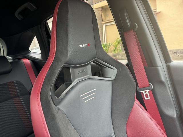 オーラ ニスモ　ニスモエアロ　ニスモ専用レカロシート　全周囲モニター　プロパイロット　ＥＴＣ　フルセグＴＶ　バックカメラ　純正フルセグナビ　禁煙車（29枚目）