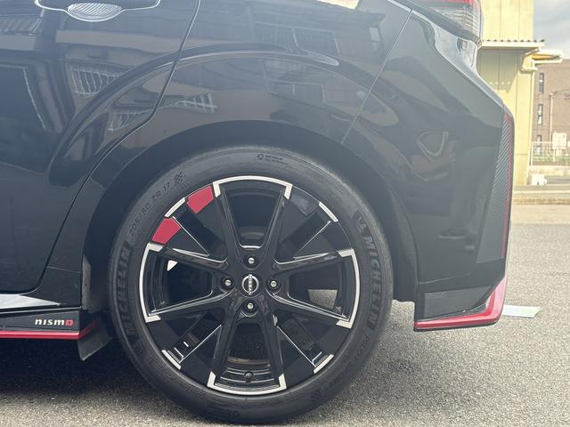 オーラ ニスモ　ニスモエアロ　ニスモ専用レカロシート　全周囲モニター　プロパイロット　ＥＴＣ　フルセグＴＶ　バックカメラ　純正フルセグナビ　禁煙車（46枚目）