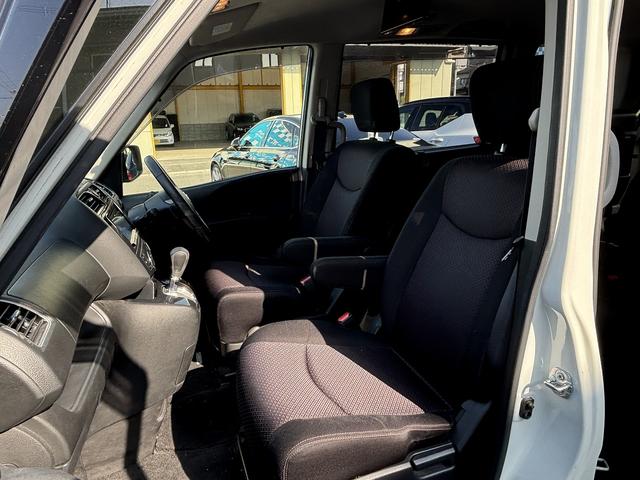 セレナ ハイウェイスター S-ハイブリッド Vセレクション ユーザー買取 禁煙車 両側パワースライドドア ETC クルーズコントロール バックカメラ フリップダウンモニター フルセグTV(19枚目)