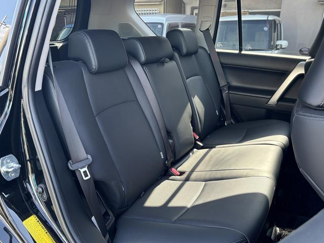 ランドクルーザープラド TX Lパッケージ マットブラックエディション 禁煙車 セーフティセンス ブラックルーフレール バックカメラ サイドカメラ エアーシート シートヒーター ETC 黒革シート 純正ナビ(29枚目)