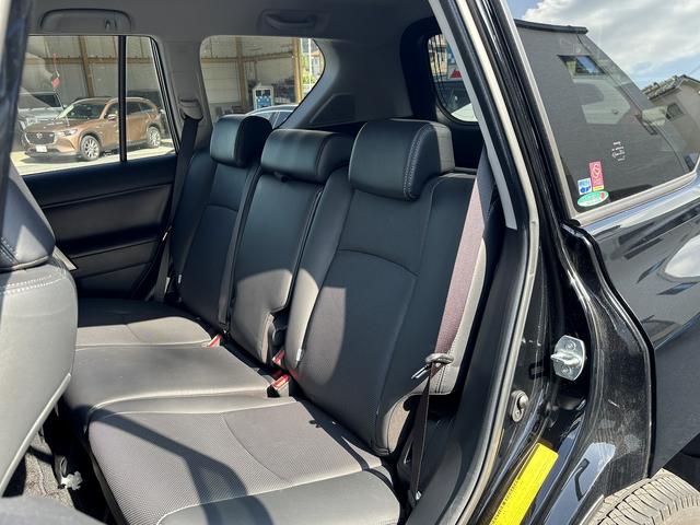 ランドクルーザープラド TX Lパッケージ マットブラックエディション 禁煙車 セーフティセンス ブラックルーフレール バックカメラ サイドカメラ エアーシート シートヒーター ETC 黒革シート 純正ナビ(30枚目)