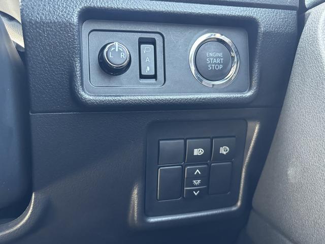 ランドクルーザープラド TX Lパッケージ マットブラックエディション 禁煙車 セーフティセンス ブラックルーフレール バックカメラ サイドカメラ エアーシート シートヒーター ETC 黒革シート 純正ナビ(39枚目)