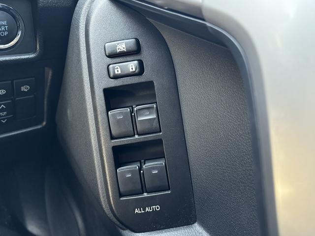 ランドクルーザープラド TX Lパッケージ マットブラックエディション 禁煙車 セーフティセンス ブラックルーフレール バックカメラ サイドカメラ エアーシート シートヒーター ETC 黒革シート 純正ナビ(40枚目)