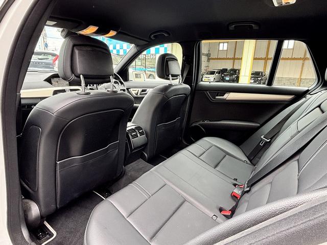 Cクラスステーションワゴン C180ブルーエフィシェンシーワゴンアバンG メーカー純正ナビ クルーズコントロール バックカメラ ETC フルセグ HIDヘッドランプ 黒革シート シートヒーター 純正17インチAW(47枚目)