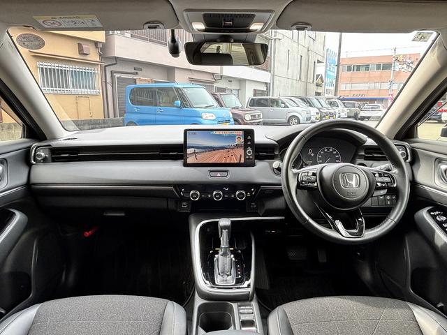 ヴェゼル e:HEV Z ホンダセンシング ステアリングヒーター ワイヤレス充電 純正ナビ バックカメラ シートヒーター パワーバックドア ETC フルセグ(7枚目)