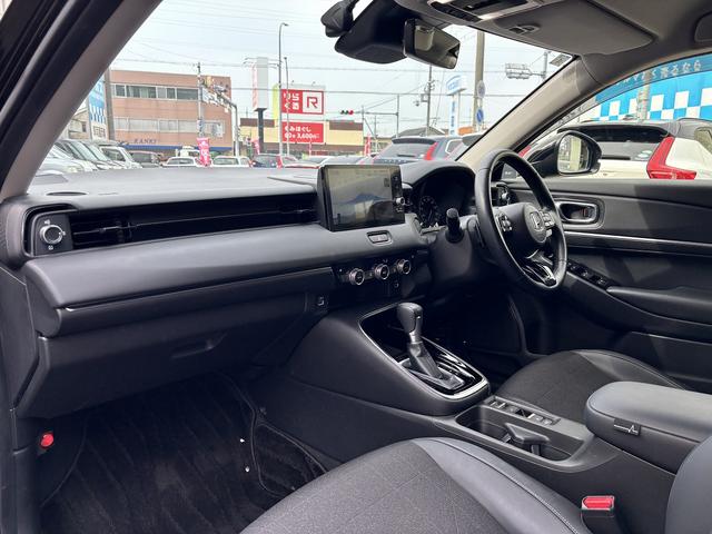 ヴェゼル e:HEV Z ホンダセンシング ステアリングヒーター ワイヤレス充電 純正ナビ バックカメラ シートヒーター パワーバックドア ETC フルセグ(15枚目)