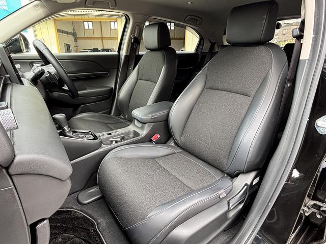 ヴェゼル e:HEV Z ホンダセンシング ステアリングヒーター ワイヤレス充電 純正ナビ バックカメラ シートヒーター パワーバックドア ETC フルセグ(18枚目)