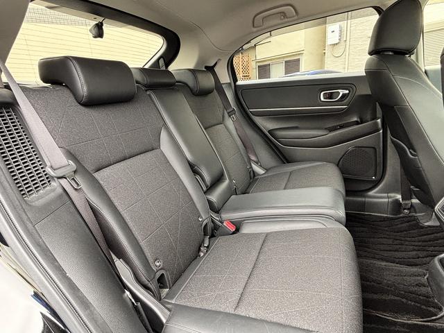 ヴェゼル e:HEV Z ホンダセンシング ステアリングヒーター ワイヤレス充電 純正ナビ バックカメラ シートヒーター パワーバックドア ETC フルセグ(19枚目)