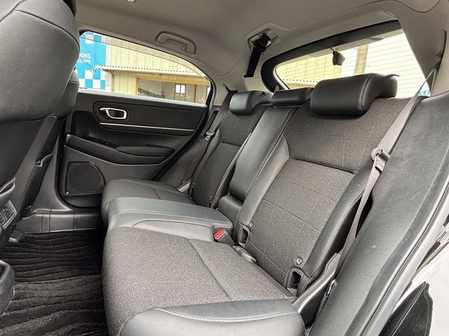 ヴェゼル e:HEV Z ホンダセンシング ステアリングヒーター ワイヤレス充電 純正ナビ バックカメラ シートヒーター パワーバックドア ETC フルセグ(20枚目)