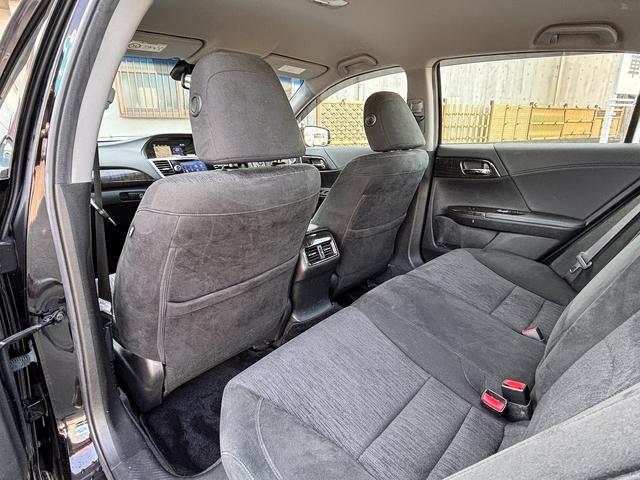 アコードハイブリッド ＬＸ　ユーザー買取　フルセグインターナビ　バックモニター　クルーズコントロール　Ｆ席パワーシート　スマートキー　ＥＴＣ　プッシュスタート（46枚目）