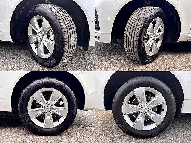 ＸＣ６０ プラス　Ｂ５　Ｇｏｏｇｌｅマップ　全周囲モニター　全席シートヒーター　置くだけ充電　衝突軽減システム　車線逸脱警報　ブラインドスポット　レーダークルーズ　ＥＴＣ（15枚目）