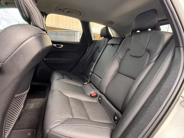 ＸＣ６０ プラス　Ｂ５　Ｇｏｏｇｌｅマップ　全周囲モニター　全席シートヒーター　置くだけ充電　衝突軽減システム　車線逸脱警報　ブラインドスポット　レーダークルーズ　ＥＴＣ（23枚目）