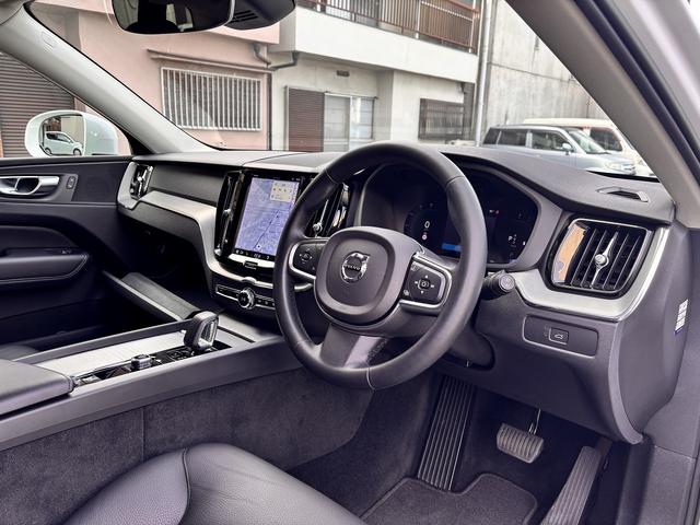 ＸＣ６０ プラス　Ｂ５　Ｇｏｏｇｌｅマップ　全周囲モニター　全席シートヒーター　置くだけ充電　衝突軽減システム　車線逸脱警報　ブラインドスポット　レーダークルーズ　ＥＴＣ（38枚目）