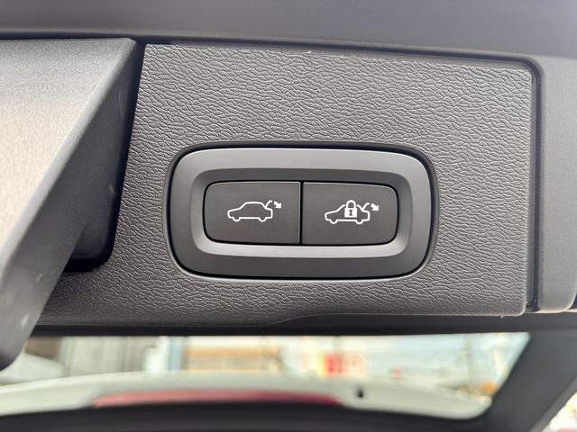 ＸＣ６０ プラス　Ｂ５　Ｇｏｏｇｌｅマップ　全周囲モニター　全席シートヒーター　置くだけ充電　衝突軽減システム　車線逸脱警報　ブラインドスポット　レーダークルーズ　ＥＴＣ（39枚目）