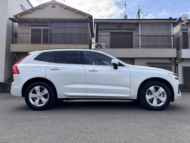 ＸＣ６０ プラス　Ｂ５　Ｇｏｏｇｌｅマップ　全周囲モニター　全席シートヒーター　置くだけ充電　衝突軽減システム　車線逸脱警報　ブラインドスポット　レーダークルーズ　ＥＴＣ（47枚目）