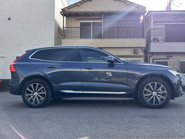 ＸＣ６０ Ｂ５　ＡＷＤ　インスクリプション　ユーザー買取　ｈａｒｍａｎ／ｋａｒｄｏｎ　後席シートヒーター　アルパイン後席モニター　ワイヤレス充電　ヘッドアップディスプレイ　ブラインドスポット　全周囲モニター　エアーシート（15枚目）