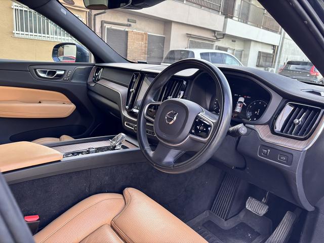 ＸＣ６０ Ｂ５　ＡＷＤ　インスクリプション　ユーザー買取　ｈａｒｍａｎ／ｋａｒｄｏｎ　後席シートヒーター　アルパイン後席モニター　ワイヤレス充電　ヘッドアップディスプレイ　ブラインドスポット　全周囲モニター　エアーシート（40枚目）