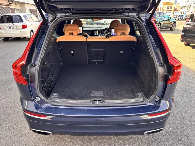 ＸＣ６０ Ｂ５　ＡＷＤ　インスクリプション　ユーザー買取　ｈａｒｍａｎ／ｋａｒｄｏｎ　後席シートヒーター　アルパイン後席モニター　ワイヤレス充電　ヘッドアップディスプレイ　ブラインドスポット　全周囲モニター　エアーシート（52枚目）