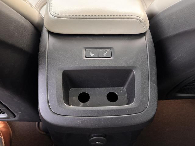 ＸＣ６０ リチャージＰＨＶＴ８ＡＷＤインスクリプシンエクスプレ　Ｂｏｗｅｒｓ＆Ｗｉｌｋｉｎｓ　クリスタルシフト　後席シートヒーター　ワイヤレス充電　ハンズフリーパワーバックドア　全周囲モニター　エアーシート　ＥＴＣ（54枚目）