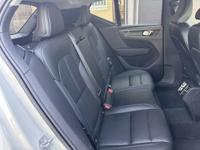 ＸＣ４０ Ｂ４　ＡＷＤ　インスクリプション　ｈａｒｍａｎ／ｋａｒｄｏｎ　全周囲モニター　クリスタルシフト　ハンズフリーパワーバックドア　シートヒーター　メーカーナビ（22枚目）
