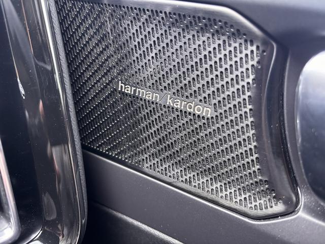 ＸＣ４０ Ｂ４　ＡＷＤ　インスクリプション　ｈａｒｍａｎ／ｋａｒｄｏｎ　全周囲モニター　クリスタルシフト　ハンズフリーパワーバックドア　シートヒーター　メーカーナビ（41枚目）