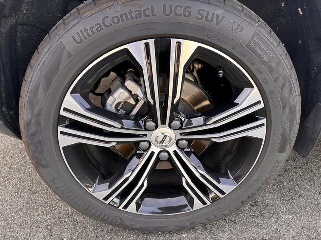 ＸＣ４０ Ｂ４　ＡＷＤ　インスクリプション　ｈａｒｍａｎ／ｋａｒｄｏｎ　全周囲モニター　クリスタルシフト　ハンズフリーパワーバックドア　シートヒーター　メーカーナビ（45枚目）