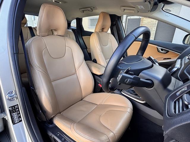 Ｖ４０ Ｄ４　インスクリプション　ｈａｒｍａｎ／ｋａｒｄｏｎ　メーカーナビ　バックモニター　シートヒーター　パワーシート　前席パワーシート　衝突軽減システム　車線逸脱警報　レーダークルーズコントロール（36枚目）