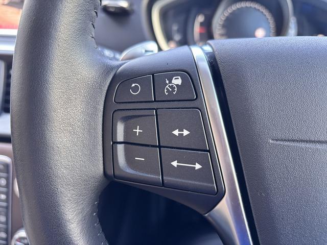 Ｖ４０ Ｄ４　インスクリプション　ｈａｒｍａｎ／ｋａｒｄｏｎ　メーカーナビ　バックモニター　シートヒーター　パワーシート　前席パワーシート　衝突軽減システム　車線逸脱警報　レーダークルーズコントロール（38枚目）