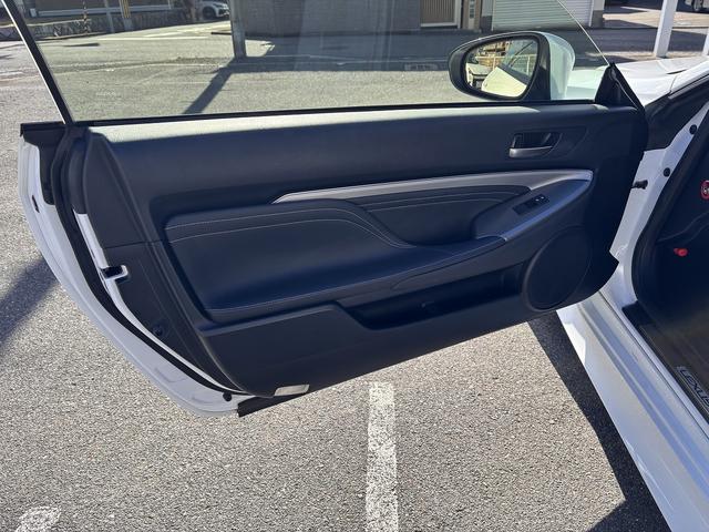 RC RC200t Fスポーツ メーカーナビ ステアリングヒーター クルーズコントロール バックモニター F席パワーシート シートヒーター シートエアコン ETC パドルシフト(62枚目)