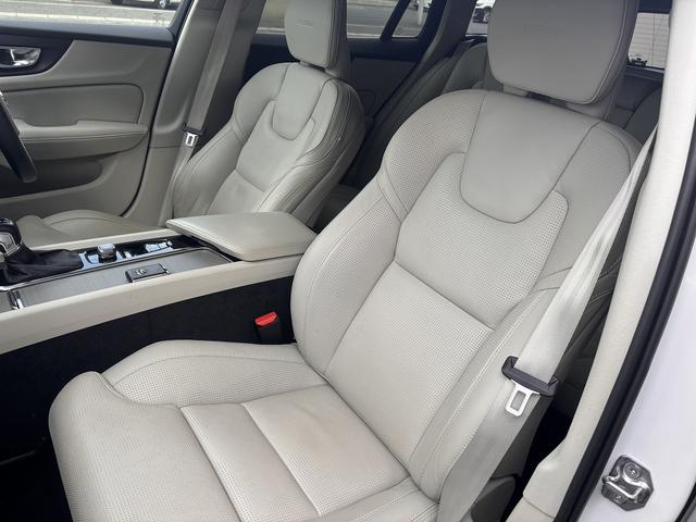 Ｖ６０ Ｔ５　インスクリプション　ｈａｒｍａｎ／ｋａｒｄｏｎ　メーカーナビ　全周囲モニター　ＤＶＤプレイヤー　シートヒーター　ＥＴＣ（22枚目）