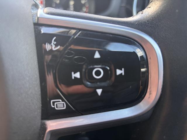 Ｖ６０ Ｔ５　インスクリプション　ｈａｒｍａｎ／ｋａｒｄｏｎ　メーカーナビ　全周囲モニター　ＤＶＤプレイヤー　シートヒーター　ＥＴＣ（19枚目）