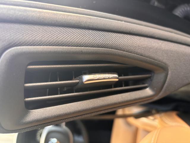 Ｖ６０ Ｔ５　インスクリプション　ｈａｒｍａｎ／ｋａｒｄｏｎ　メーカーナビ　全周囲モニター　ＤＶＤプレイヤー　シートヒーター　ＥＴＣ（31枚目）