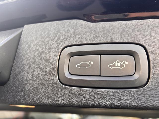 Ｖ６０ Ｔ５　インスクリプション　ｈａｒｍａｎ／ｋａｒｄｏｎ　メーカーナビ　全周囲モニター　ＤＶＤプレイヤー　シートヒーター　ＥＴＣ（38枚目）