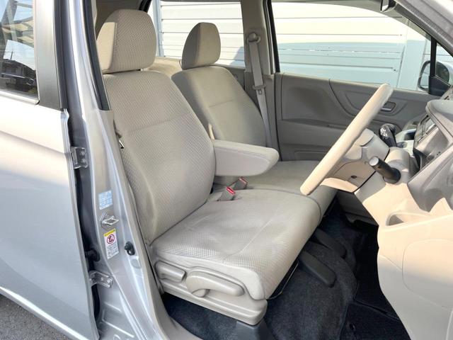 N-WGN G・ターボパッケージ ターボ 純正ナビ バックカメラ 衝突被害軽減システム 禁煙車 スマートキー HIDヘッドライト ETC オートライト オートエアコン 純正14インチAW Bluetooth CD/DVD再生 地デジ(8枚目)