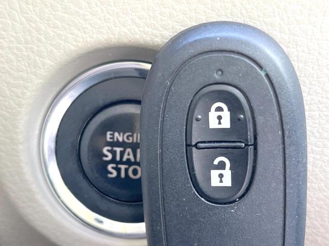 アルトラパン X 純正8インチナビ 衝突被害軽減システム 禁煙車 シートヒーター スマートキー HIDライト ETC ワンオーナー オートライト オートエアコン 純正14インチAW Bluetooth フルセグ(7枚目)