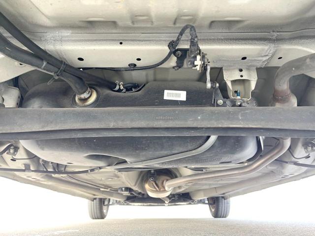 アルトラパン X 純正8インチナビ 衝突被害軽減システム 禁煙車 シートヒーター スマートキー HIDライト ETC ワンオーナー オートライト オートエアコン 純正14インチAW Bluetooth フルセグ(19枚目)