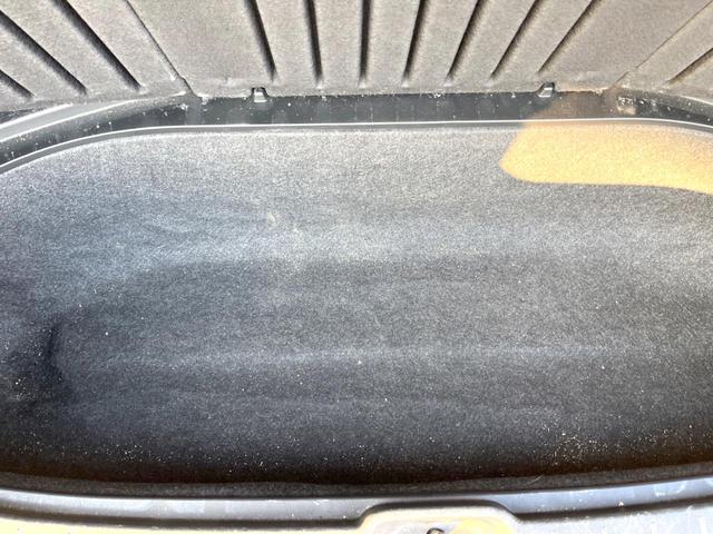 ヴォクシー ZS 煌Z 純正8インチナビ バックカメラ 両側電動スライドドア 禁煙車 ハーフレザーシート スマートキー HIDヘッドライト ETC オートライト デュアルエアコン 純正16インチAW Bluetooth(39枚目)