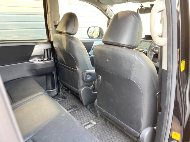 ヴォクシー ZS 煌Z 純正8インチナビ バックカメラ 両側電動スライドドア 禁煙車 ハーフレザーシート スマートキー HIDヘッドライト ETC オートライト デュアルエアコン 純正16インチAW Bluetooth(40枚目)