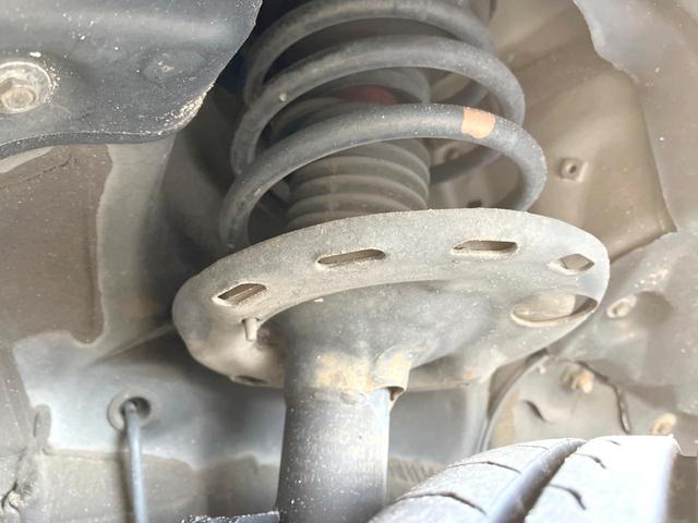 ヴォクシー ZS 煌Z 純正8インチナビ バックカメラ 両側電動スライドドア 禁煙車 ハーフレザーシート スマートキー HIDヘッドライト ETC オートライト デュアルエアコン 純正16インチAW Bluetooth(45枚目)