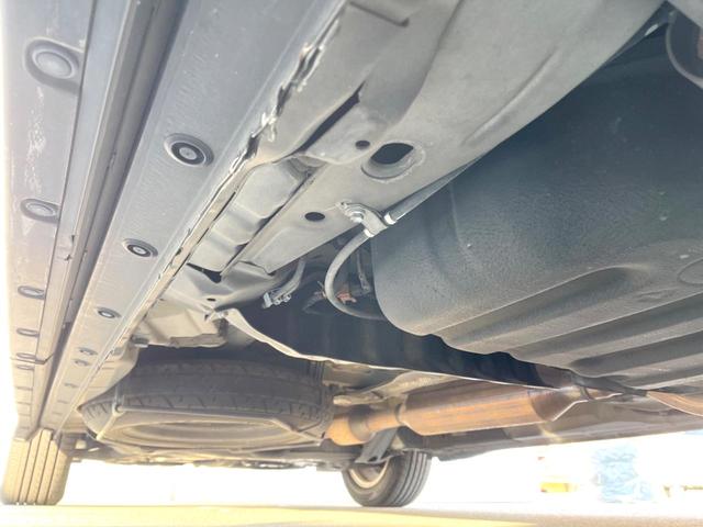 ヴォクシー ZS 煌Z 純正8インチナビ バックカメラ 両側電動スライドドア 禁煙車 ハーフレザーシート スマートキー HIDヘッドライト ETC オートライト デュアルエアコン 純正16インチAW Bluetooth(49枚目)