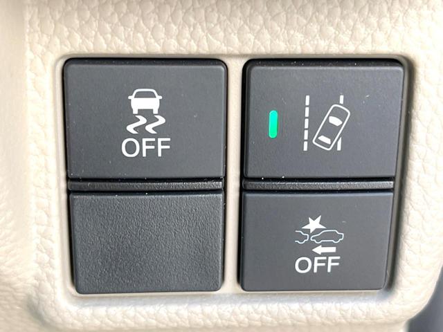 N-BOX Gホンダセンシング 純正ナビ バックカメラ 衝突被害軽減システム レーダークルーズ 禁煙車 コーナーセンサー スマートキー LEDヘッドライト ETC 車線逸脱警報 1オーナー オートライト オートエアコン(5枚目)