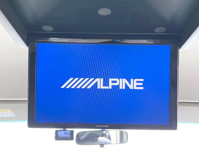 デリカD:5 D パワーパッケージ 4WD ディーゼル 後席モニター Stradaナビ バックカメラ 両側電動スライドドア 禁煙車 シートヒーター スマートキー HIDヘッドライト ETC クルコン 1オーナー オートライト(3枚目)