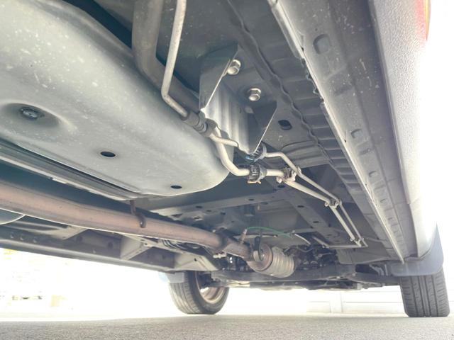 デリカD:5 D パワーパッケージ 4WD ディーゼル 後席モニター Stradaナビ バックカメラ 両側電動スライドドア 禁煙車 シートヒーター スマートキー HIDヘッドライト ETC クルコン 1オーナー オートライト(20枚目)