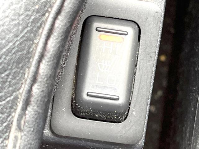 デリカD:5 D パワーパッケージ 4WD ディーゼル 後席モニター Stradaナビ バックカメラ 両側電動スライドドア 禁煙車 シートヒーター スマートキー HIDヘッドライト ETC クルコン 1オーナー オートライト(31枚目)