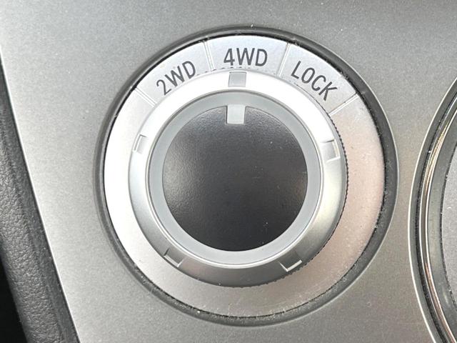 デリカD:5 D パワーパッケージ 4WD ディーゼル 後席モニター Stradaナビ バックカメラ 両側電動スライドドア 禁煙車 シートヒーター スマートキー HIDヘッドライト ETC クルコン 1オーナー オートライト(49枚目)