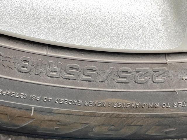 デリカD:5 D パワーパッケージ 4WD ディーゼル 後席モニター Stradaナビ バックカメラ 両側電動スライドドア 禁煙車 シートヒーター スマートキー HIDヘッドライト ETC クルコン 1オーナー オートライト(58枚目)