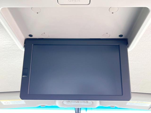 セレナ ハイウェイスター Vエアロモード+セーフティII 純正8インチナビ 両側電動ドア 後席モニター 全周囲カメラ 衝突被害軽減システム 禁煙車 スマートキー LEDヘッドライト ビルトインETC クルコン 車線逸脱警報 オートライト オートエアコン(5枚目)