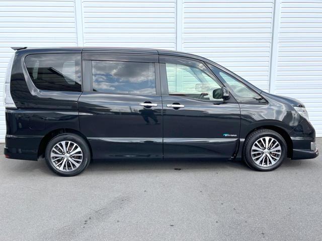 セレナ ハイウェイスター Vエアロモード+セーフティII 純正8インチナビ 両側電動ドア 後席モニター 全周囲カメラ 衝突被害軽減システム 禁煙車 スマートキー LEDヘッドライト ビルトインETC クルコン 車線逸脱警報 オートライト オートエアコン(18枚目)