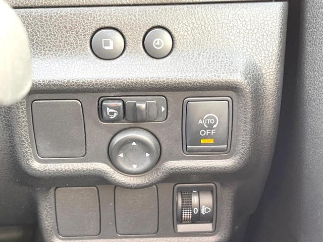 ノート メダリスト 純正ナビ 全周囲カメラ 禁煙車 ハーフレザーシート スマートキー ドラレコ LEDヘッドライト ETC オートライト オートエアコン 純正15インチアルミホイール 地デジ(29枚目)
