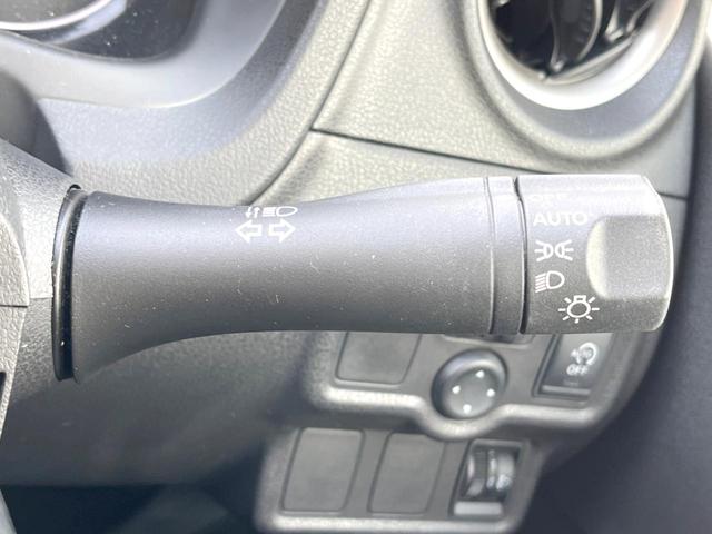 ノート メダリスト 純正ナビ 全周囲カメラ 禁煙車 ハーフレザーシート スマートキー ドラレコ LEDヘッドライト ETC オートライト オートエアコン 純正15インチアルミホイール 地デジ(34枚目)